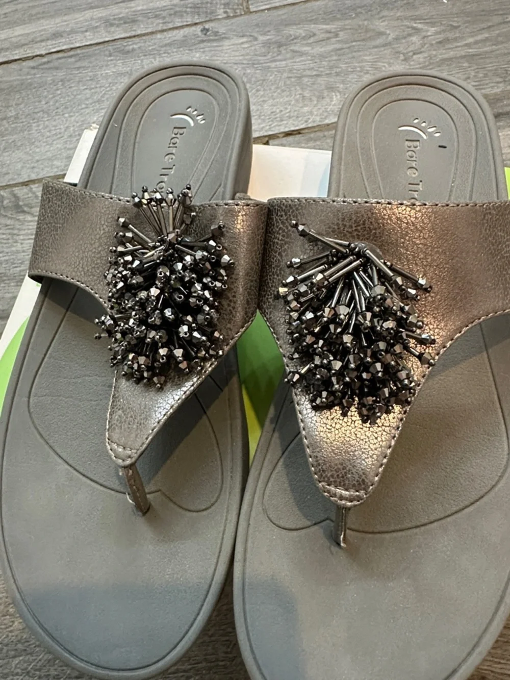 BareTraps Metallic Gunmetal Beaded Thong Sandals 11 M - Picture 5 of 6